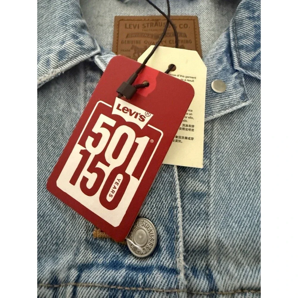Levi’s 90’s Patchwork Denim Trucker Jacket Size XS NWT Light Wash Retro Relaxed